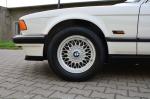 BMW 740i 1992 года (UK)